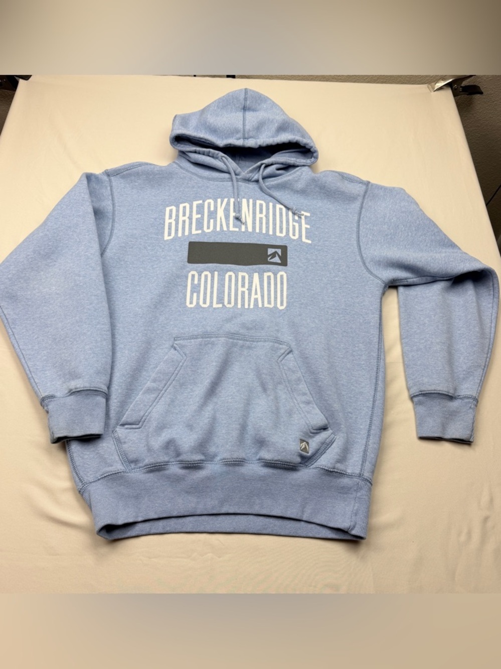 Breckenridge Colorado Light Blue Men's Hooded Sweatshirt